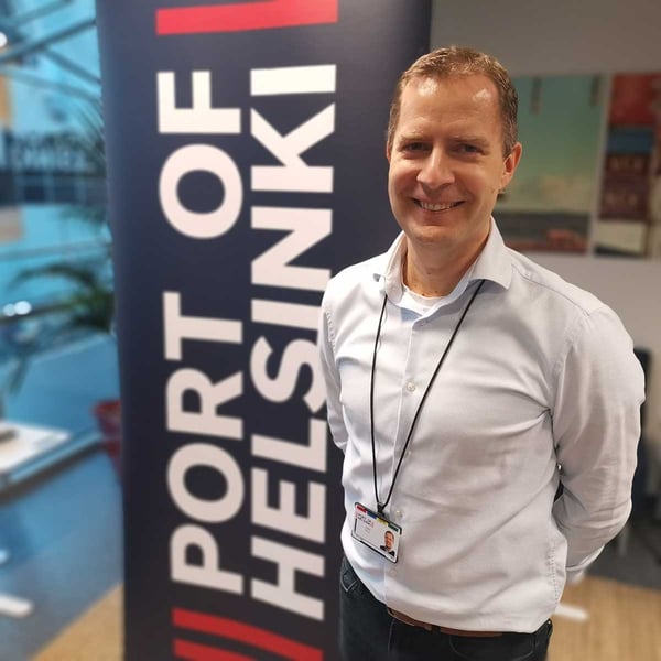 Vuosaaren sataman liikennepäällikkö Tero Valu