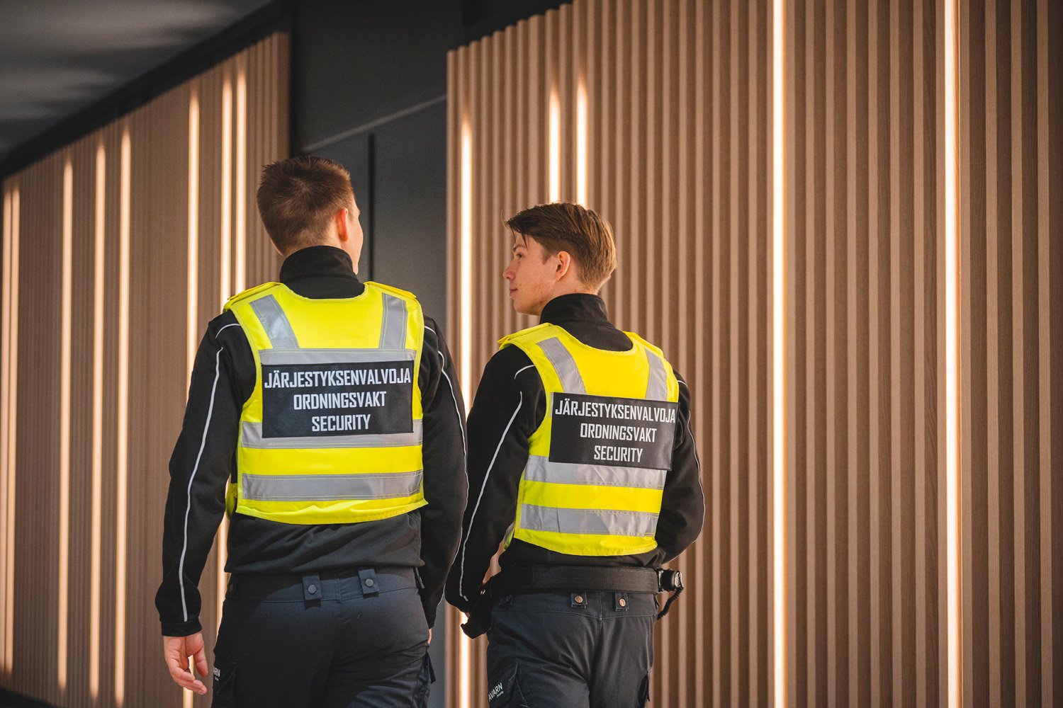 Avarn Securityn koulutus on suunnattu erityisesti vaativissa työympäristöissä toimiville turvallisuusalan ammattilaisille. Kuvituskuva.